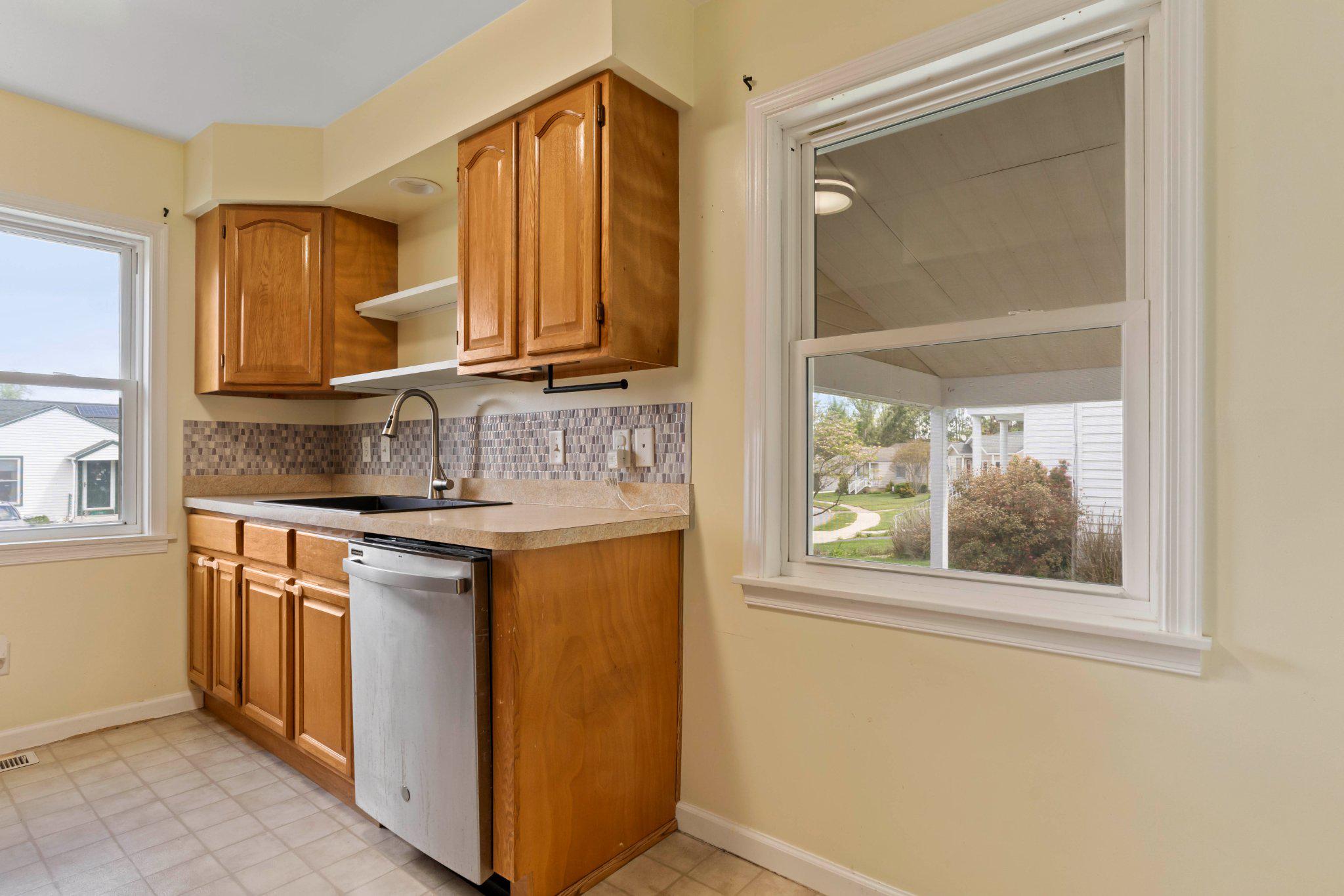 1303 Kingsley Road Camp Hill, PA 17011 - Photo 16 of 21