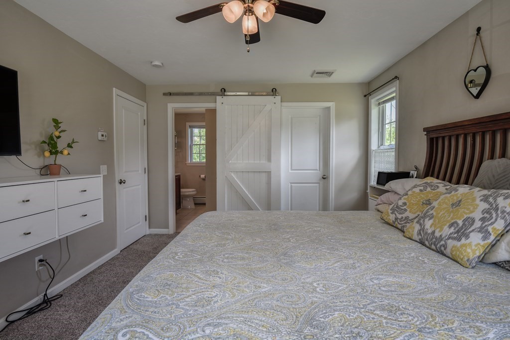 43 Draper Woods Road Sturbridge, MA 01518 - Photo 18 of 27