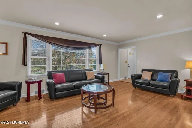 $749,900 | 201 Dogwood Lane, Lincroft, NJ 07738