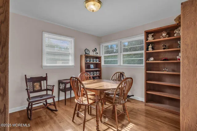 $749,900 | 201 Dogwood Lane, Lincroft, NJ 07738