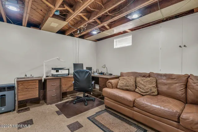 $749,900 | 201 Dogwood Lane, Lincroft, NJ 07738