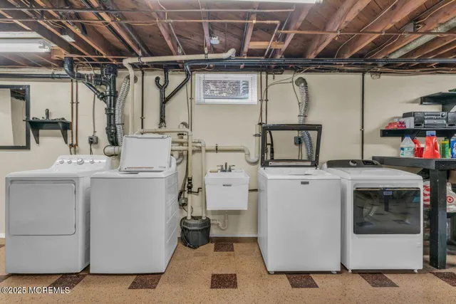 $749,900 | 201 Dogwood Lane, Lincroft, NJ 07738