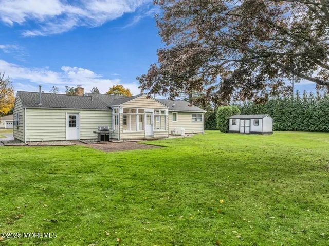 $749,900 | 201 Dogwood Lane, Lincroft, NJ 07738