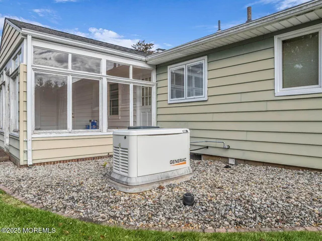 $749,900 | 201 Dogwood Lane, Lincroft, NJ 07738