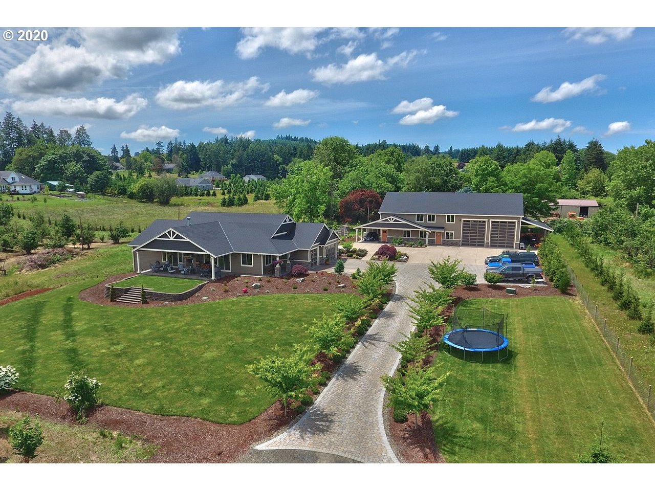 21994 Northeast Sunnycrest Road Newberg, OR 97132 - Photo 1 of 32 Gallery Image 1
