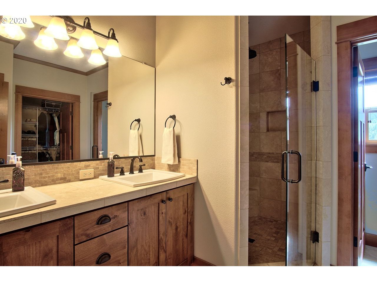 21994 Northeast Sunnycrest Road Newberg, OR 97132 - Photo 13 of 32 Gallery Image 13