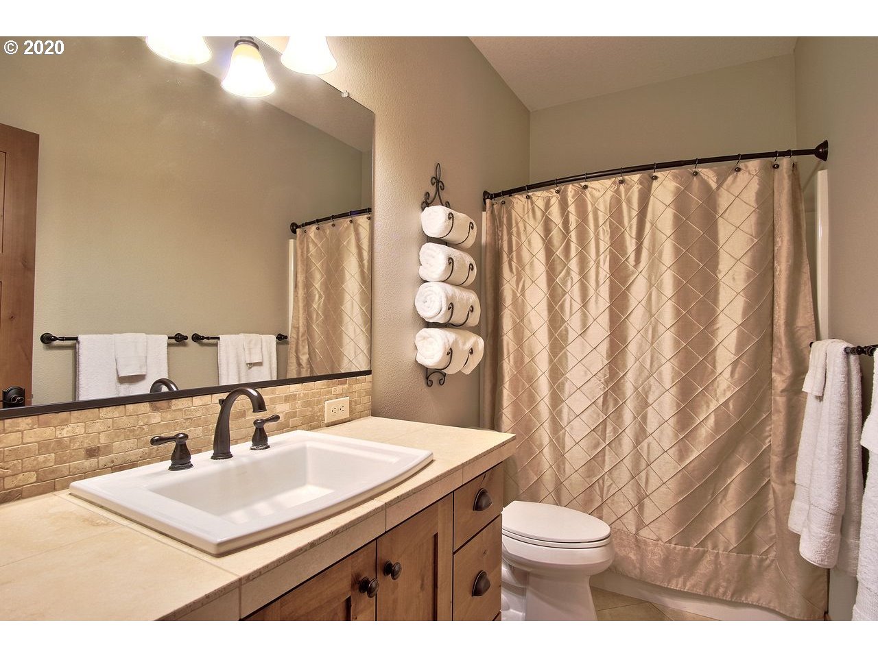 21994 Northeast Sunnycrest Road Newberg, OR 97132 - Photo 16 of 32 Gallery Image 16