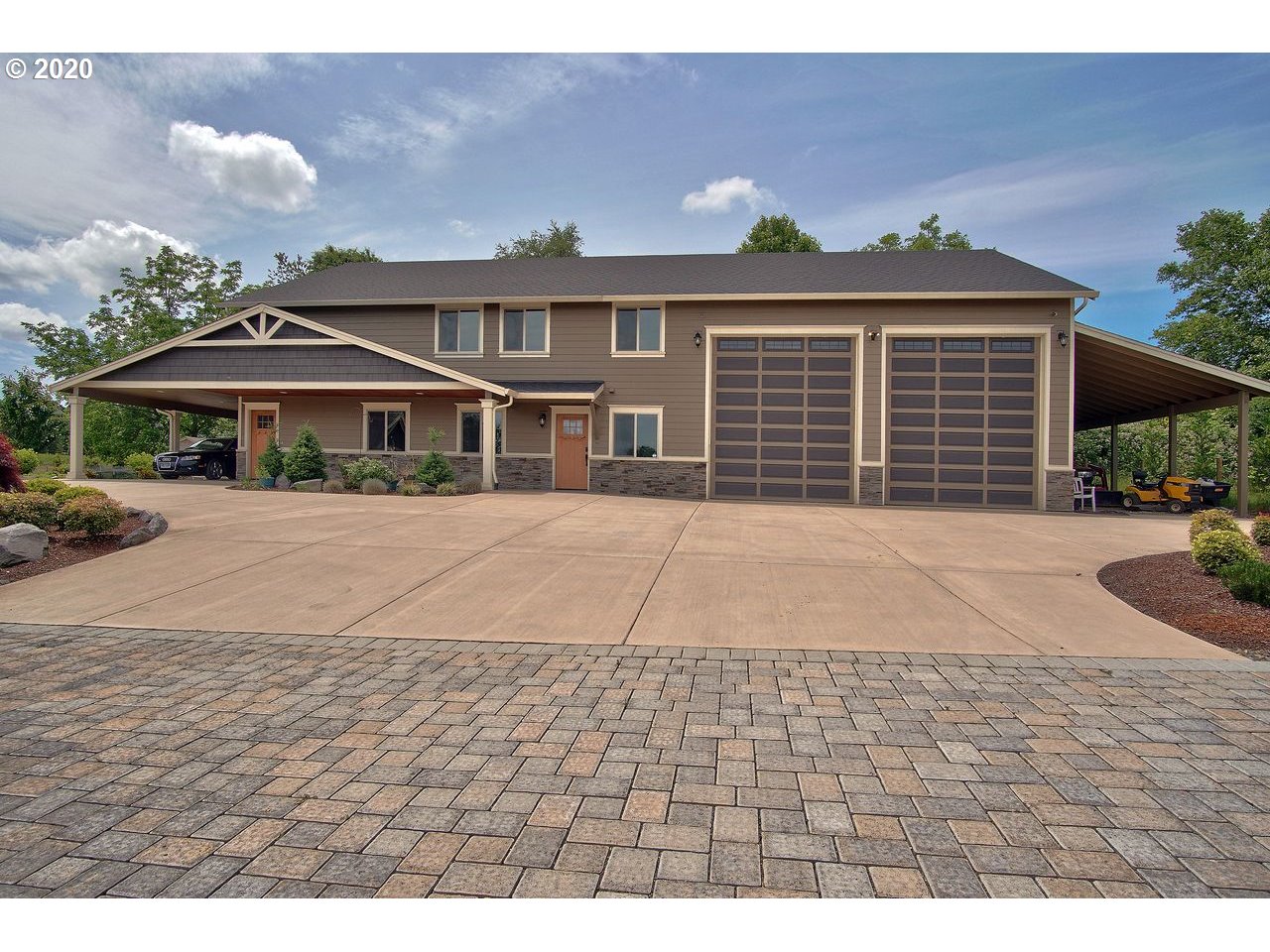 21994 Northeast Sunnycrest Road Newberg, OR 97132 - Photo 3 of 32 Gallery Image 3