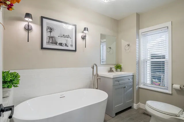 $384,900 | 1808 Washington Street, Valparaiso, IN 46383