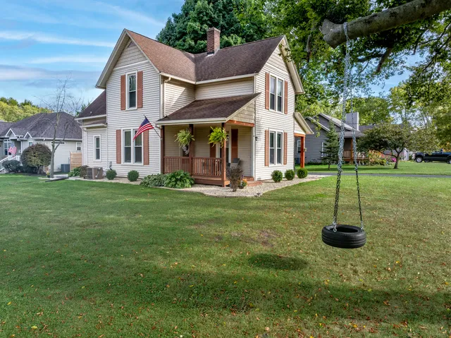 $384,900 | 1808 Washington Street, Valparaiso, IN 46383