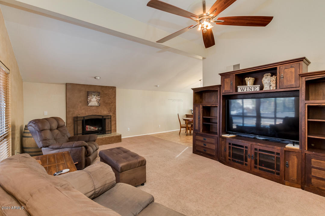 3378 West Grandview Road Phoenix, AZ 85053 - Photo 4 of 55 3378 W Grandview Road