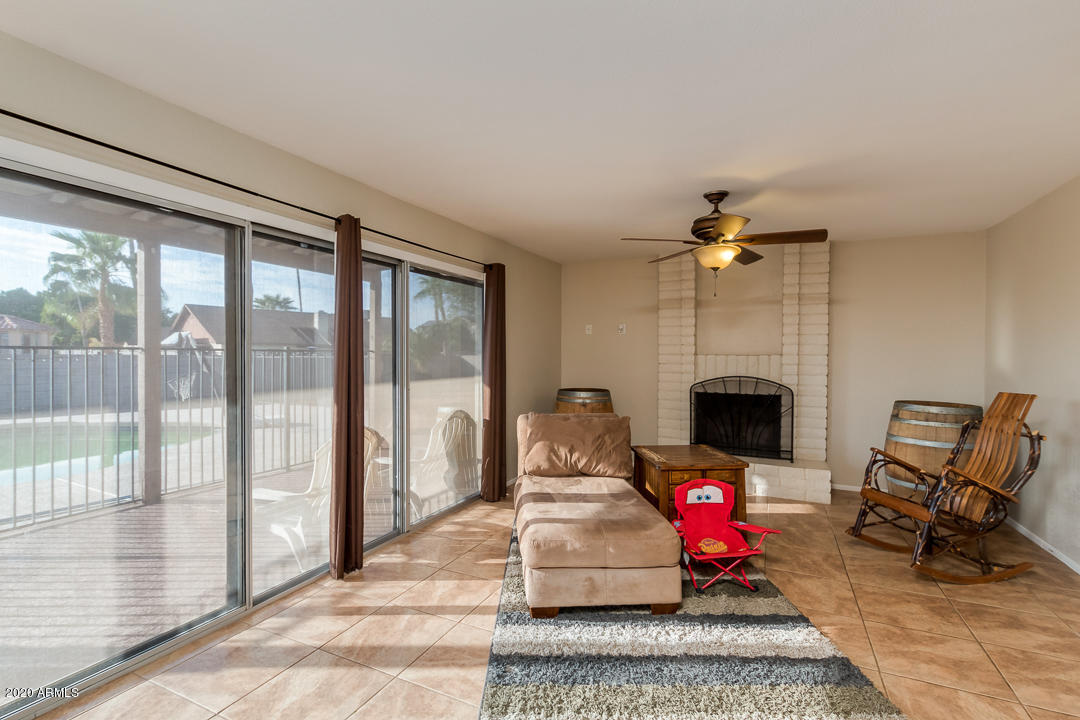 3378 West Grandview Road Phoenix, AZ 85053 - Photo 7 of 55 3378 W Grandview Road