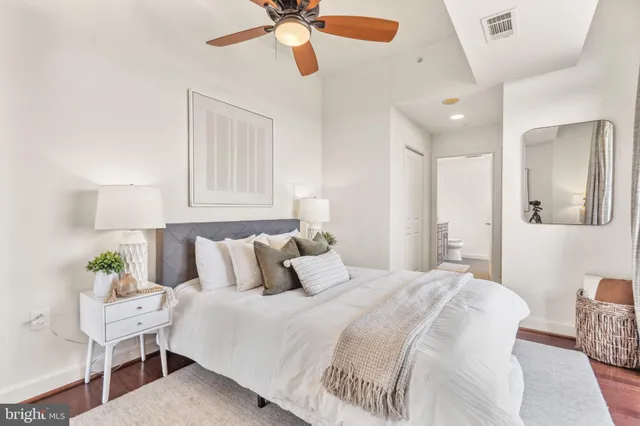 $799,000 | 3650 South Glebe Road, Unit 1050, Arlington, VA 22202