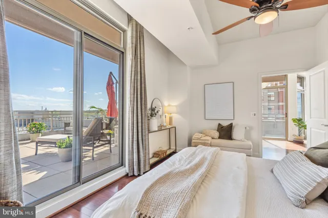 $799,000 | 3650 South Glebe Road, Unit 1050, Arlington, VA 22202