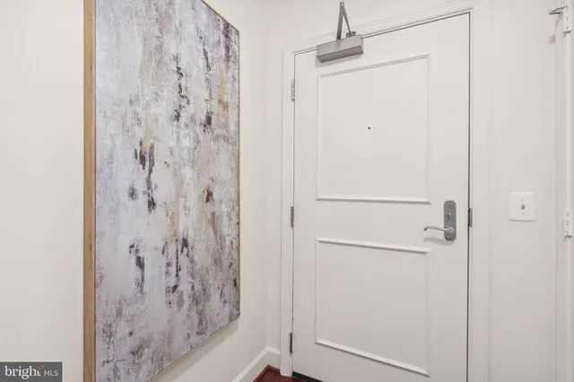 $799,000 | 3650 South Glebe Road, Unit 1050, Arlington, VA 22202