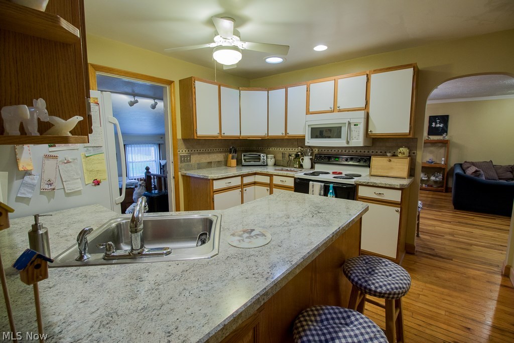 7299 Adkins Road Mentor, OH 44060 - Photo 3 of 28 Gallery Image 3