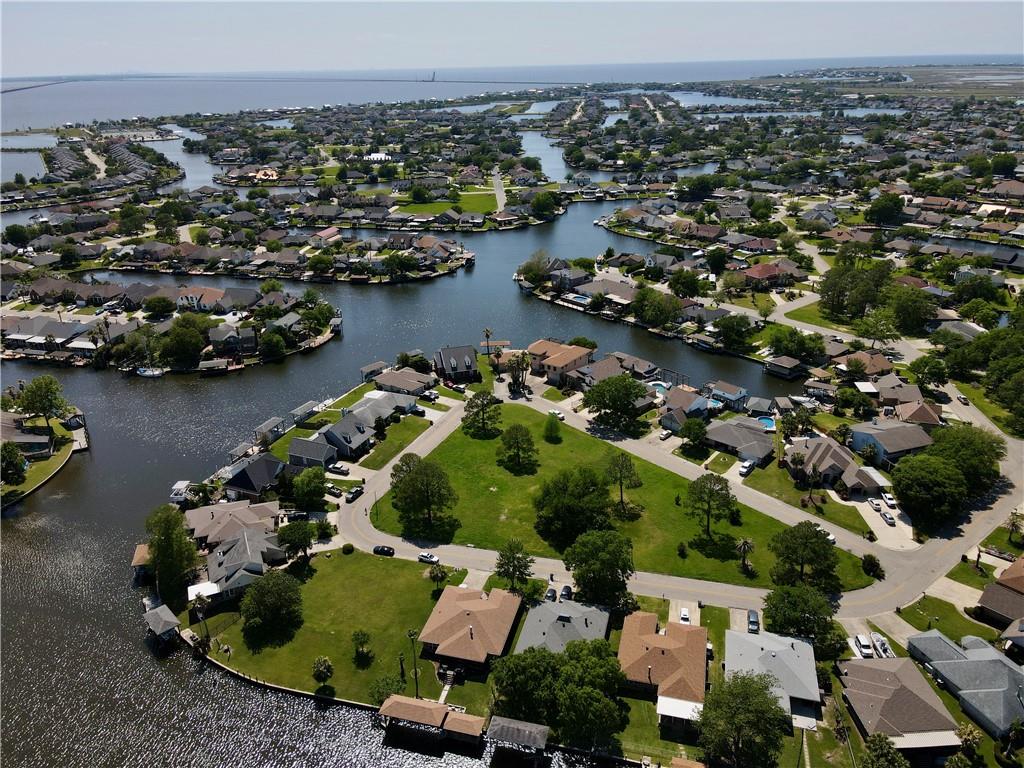 439 Charles Court Slidell, LA 70458 - Photo 2 of 22