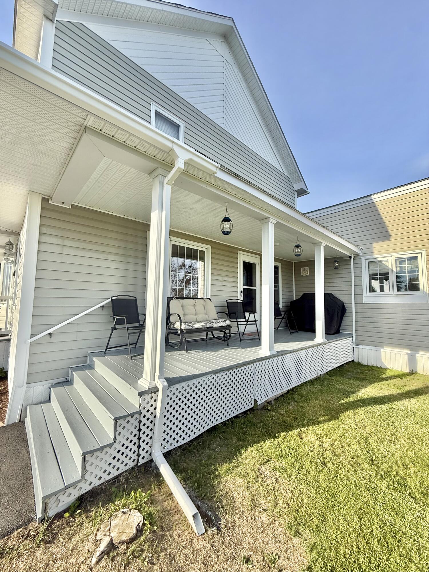 18 Talbot Road Madawaska, ME 04773 - Photo 7 of 89 Exterior