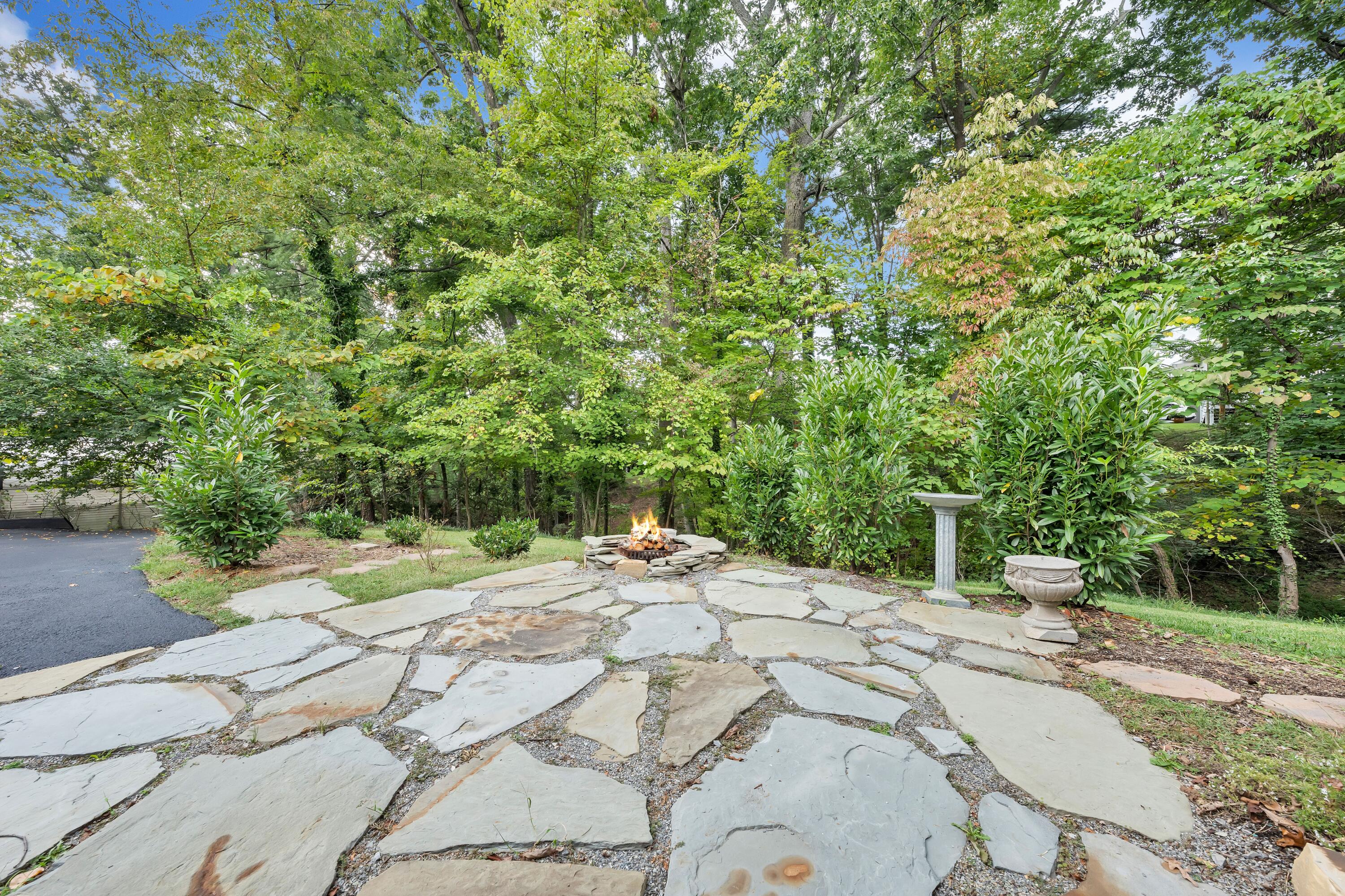 3719 Heatherton Road Southwest Roanoke, VA 24014 - Photo 10 of 67 Heatherton - 8