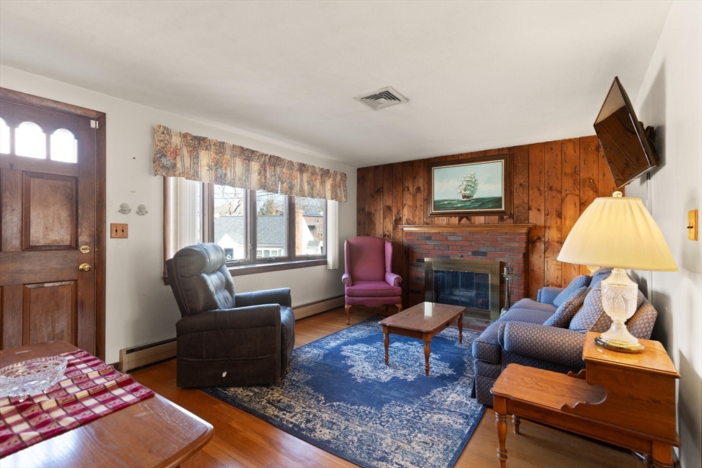 119 Bulfinch Road Lynn, MA 01902 - Photo 12 of 34 Gallery Image 12