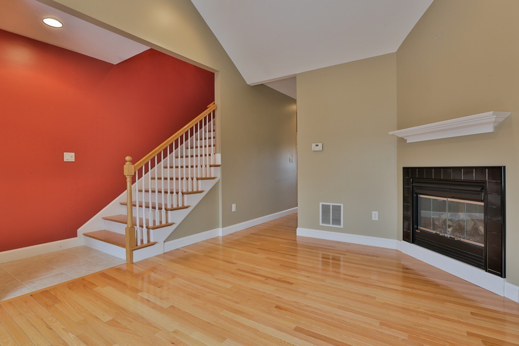 72 Mountain Village Road, Unit 72 Windham, NH 03087 - Photo 4 of 25