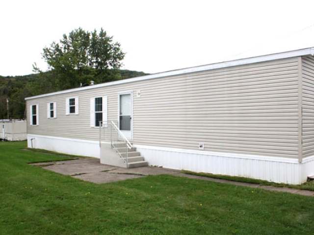 291 Jacob Lane Warren, PA 16365 - Photo 1 of 8 Gallery Image 1