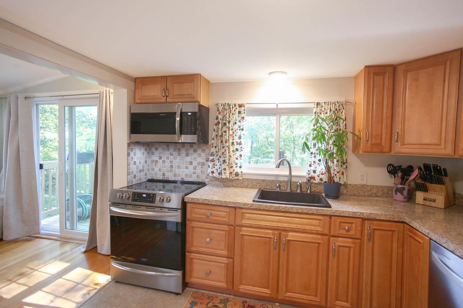150 A Wallace Road Bedford, NH 03110 - Photo 16 of 43