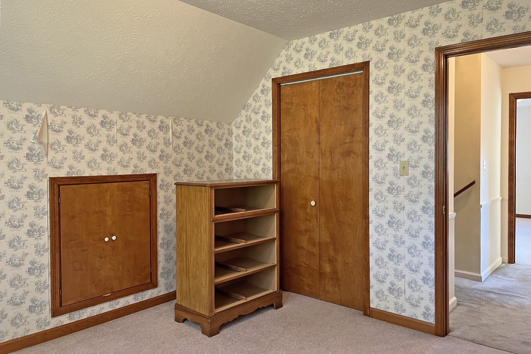 1015 Salem Road Franklin, KY 42134 - Photo 34 of 61 a view of walk in closet with clothes