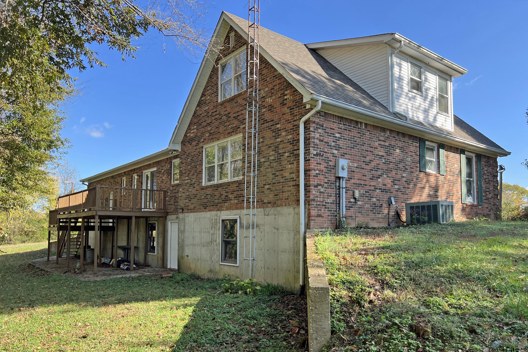 1015 Salem Road Franklin, KY 42134 - Photo 53 of 61 a view of a brick house with a large windows