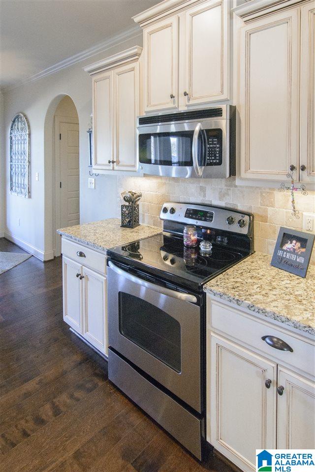 218 Dunrobin Cove Pelham, AL 35124 - Photo 20 of 47