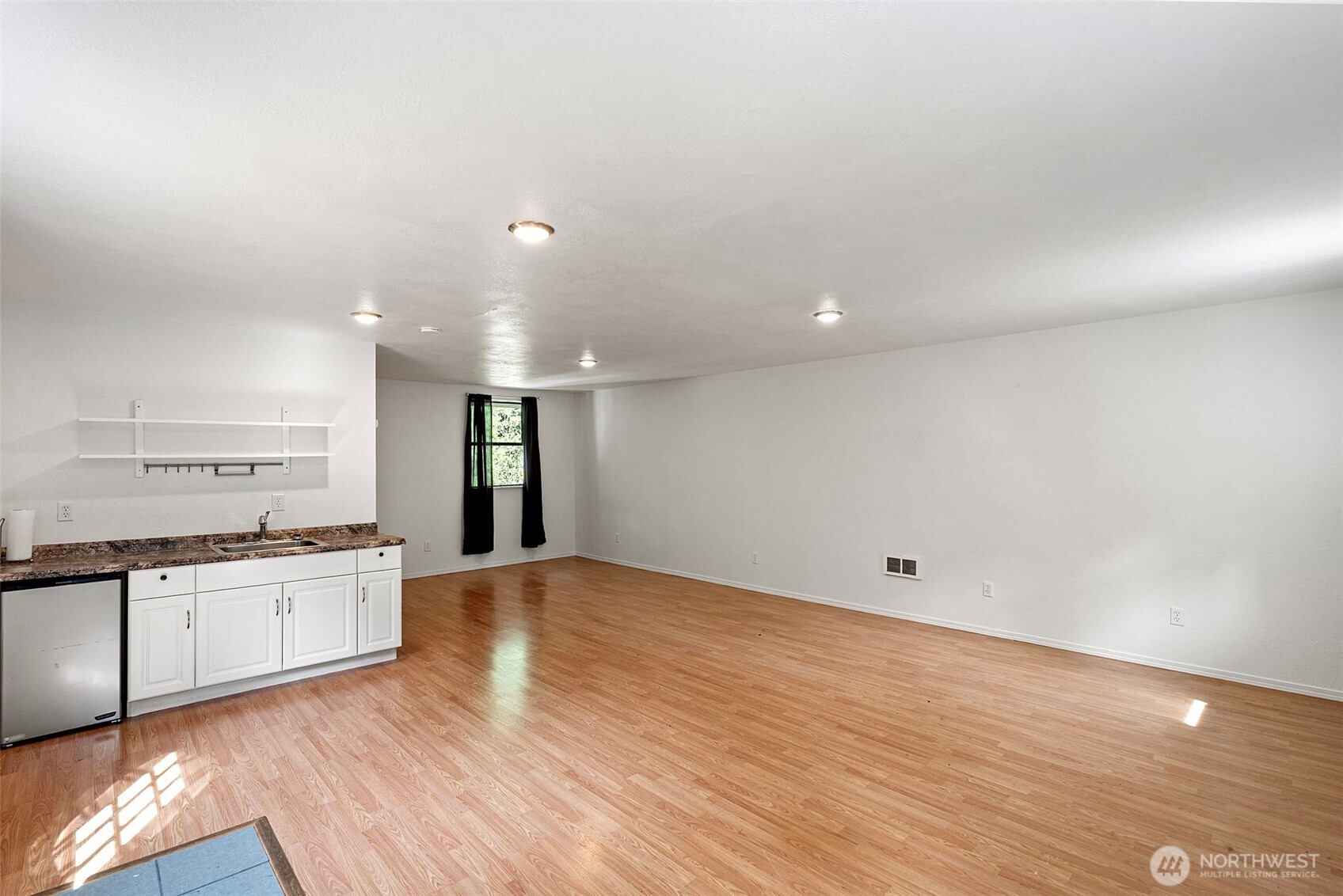 9001 Dishman Road Northwest Bremerton, WA 98312 - Photo 23 of 40
