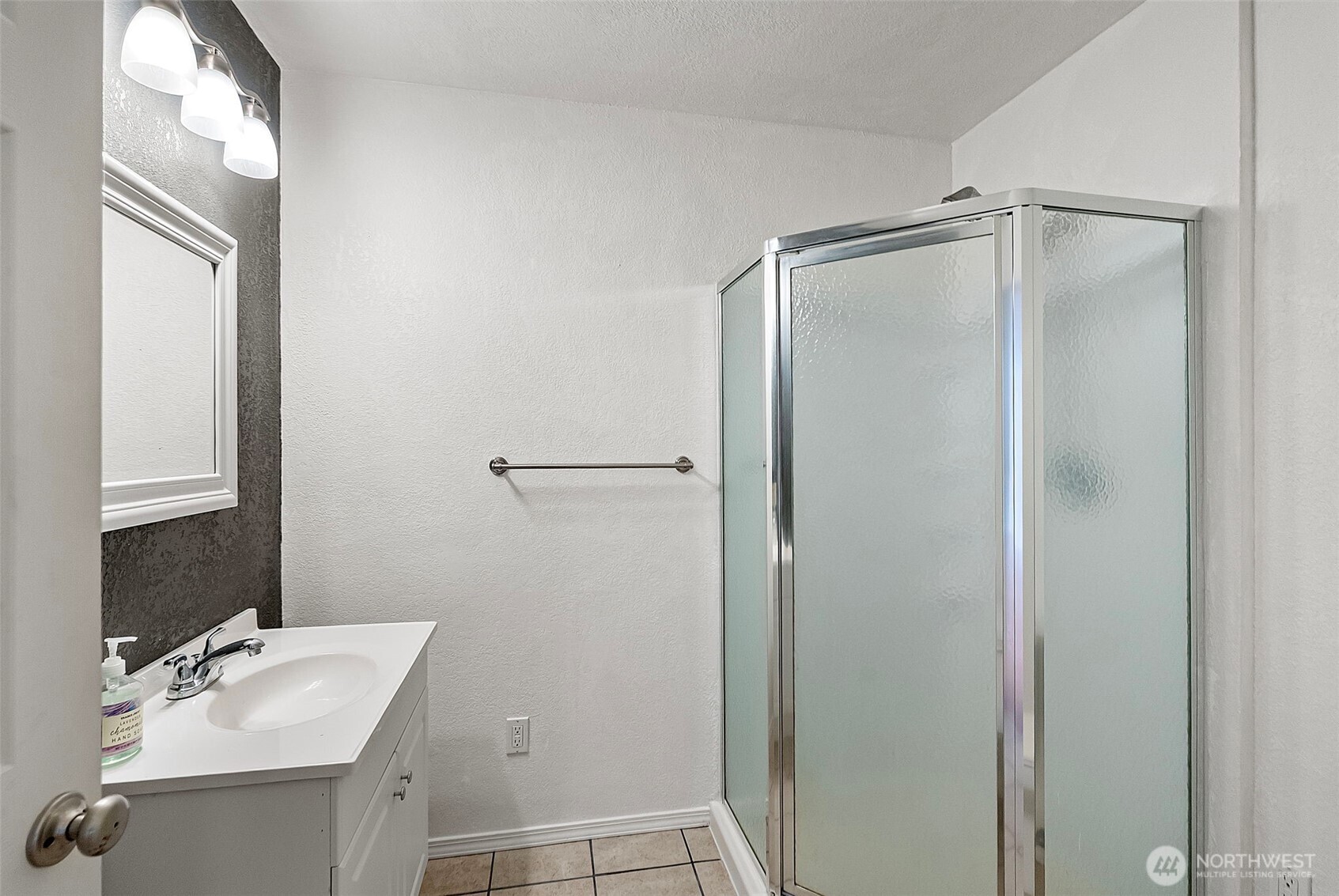 9001 Dishman Road Northwest Bremerton, WA 98312 - Photo 24 of 40