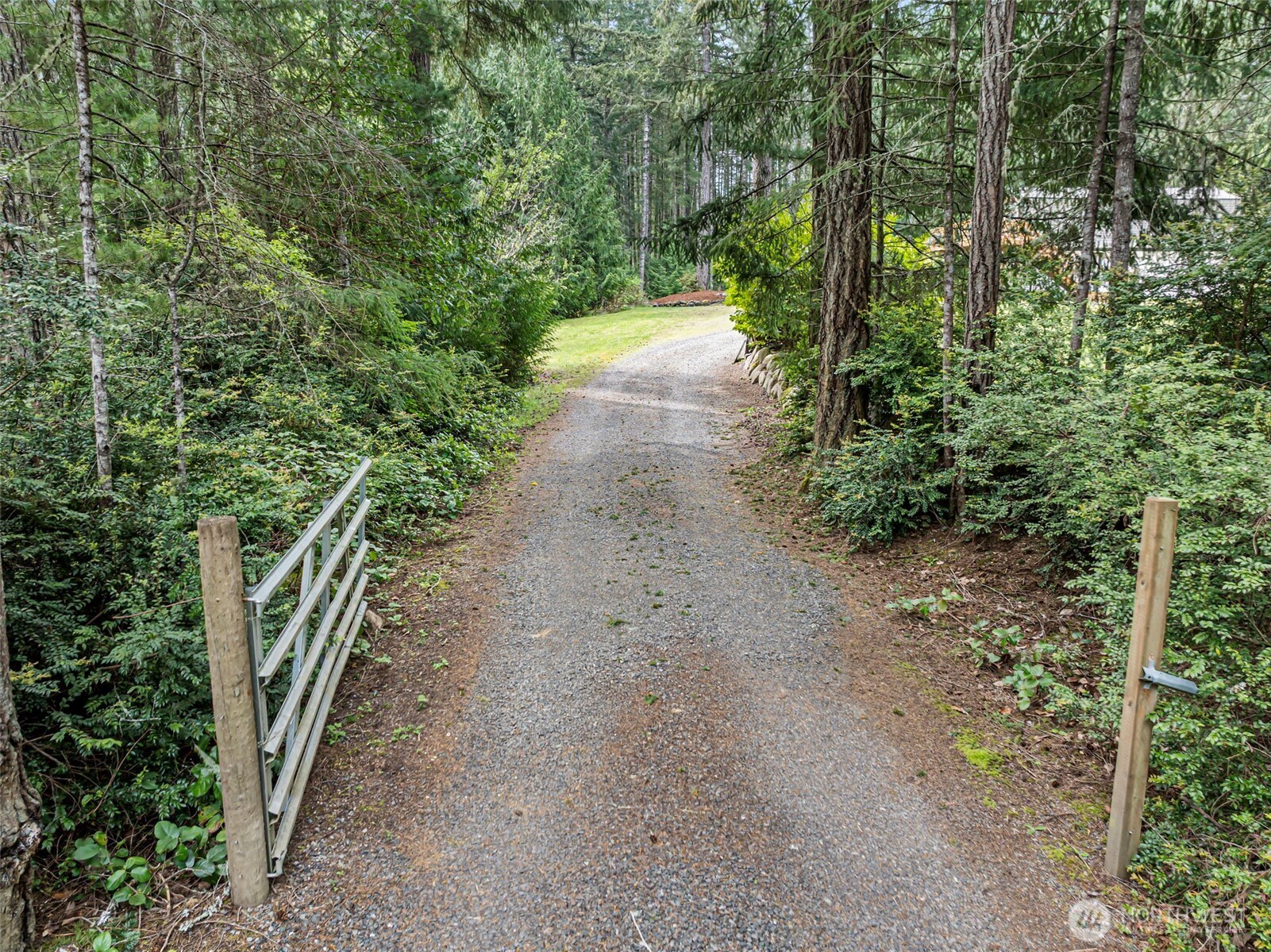 9001 Dishman Road Northwest Bremerton, WA 98312 - Photo 32 of 40