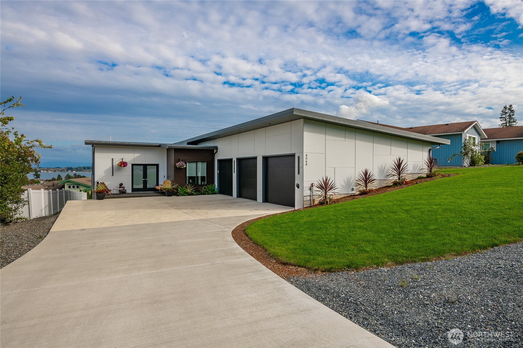 8068 Niska Road Blaine, WA 98230 - Photo 2 of 40