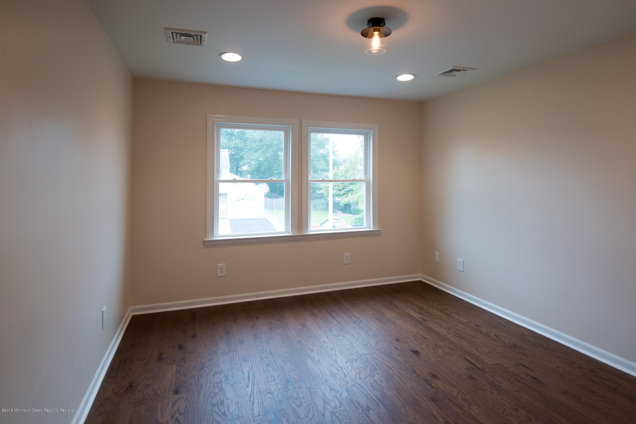 16 Albatross Drive Howell, NJ 07731 - Photo 15 of 30 Bedroom 3