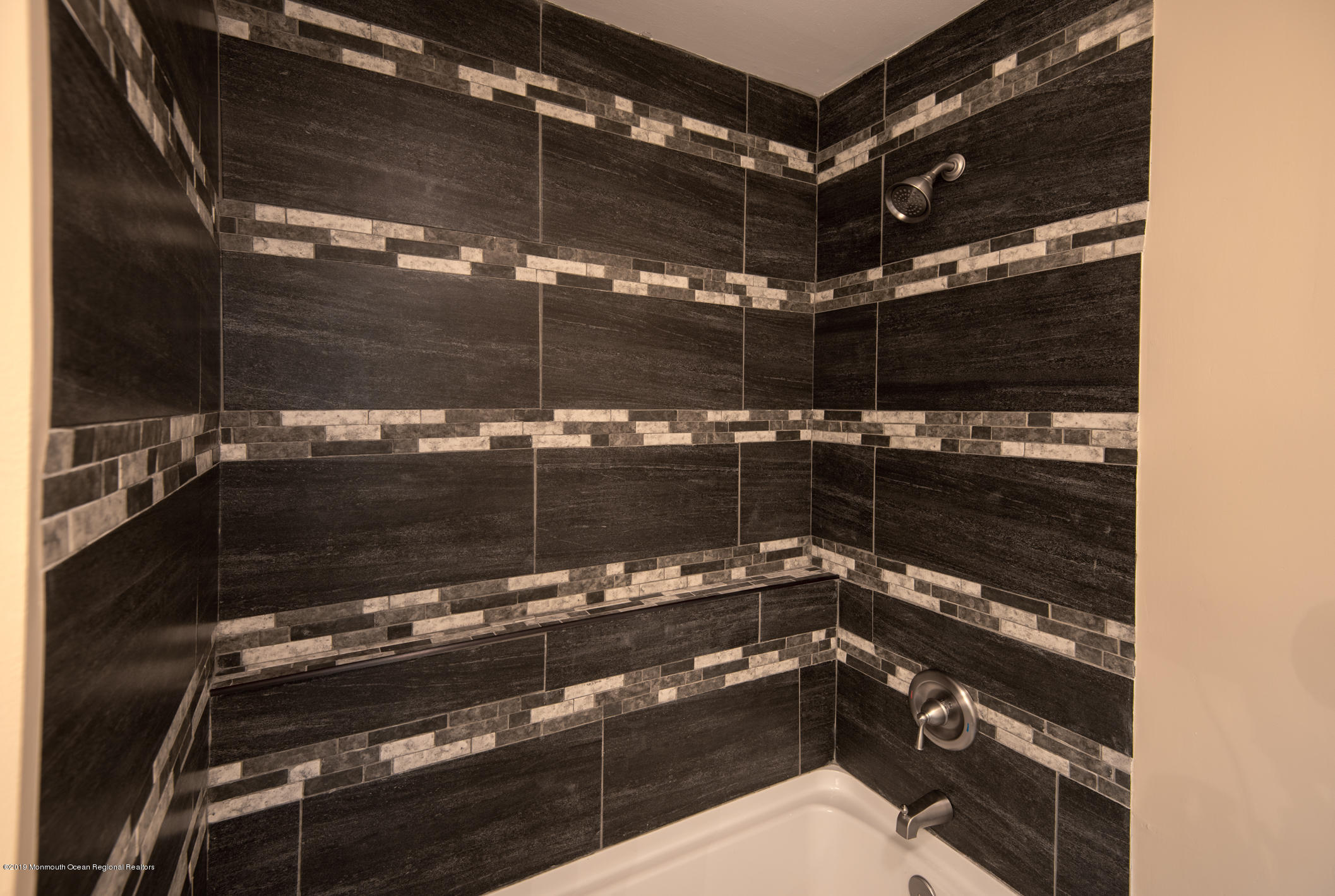 16 Albatross Drive Howell, NJ 07731 - Photo 23 of 30 Full Bathroom Shower