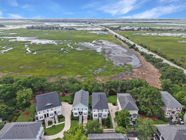$699,000 | 118 Howard Mary Drive, Unit 118B, Charleston, SC 29412