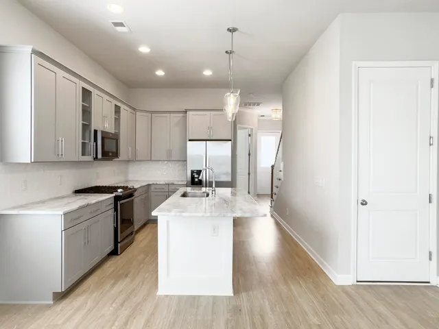 $699,000 | 118 Howard Mary Drive, Unit 118B, Charleston, SC 29412