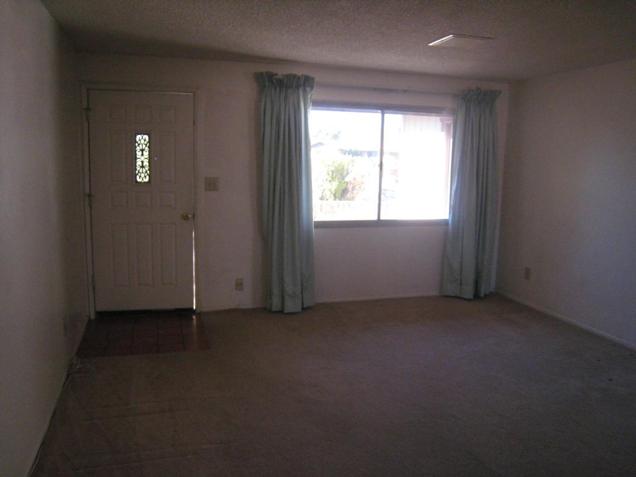 3314 East Nisbet Road Phoenix, AZ 85032 - Photo 3 of 25 Living Room Second View