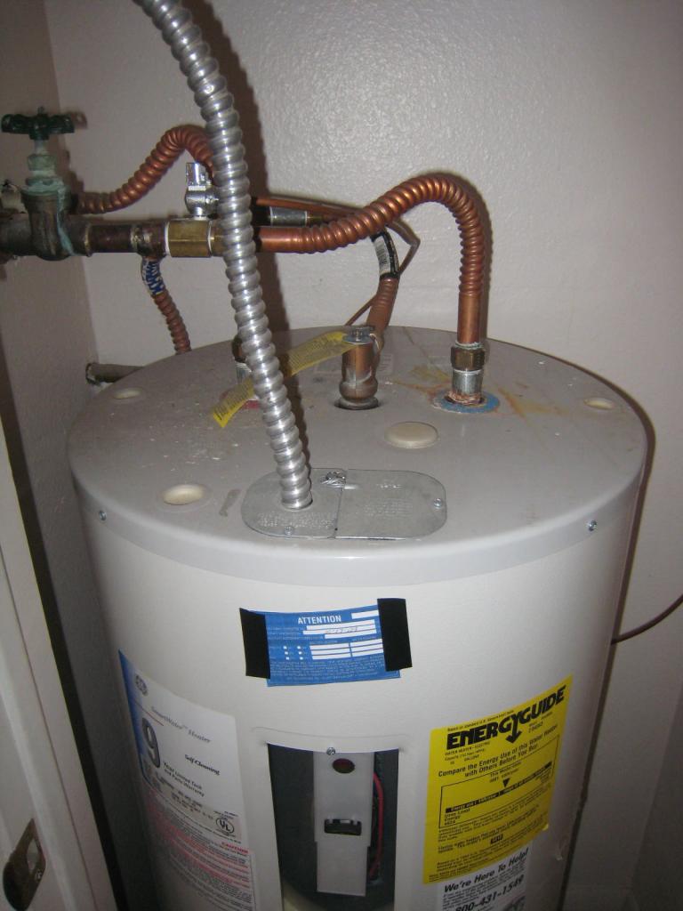 3314 East Nisbet Road Phoenix, AZ 85032 - Photo 10 of 25 Electric Water Heater