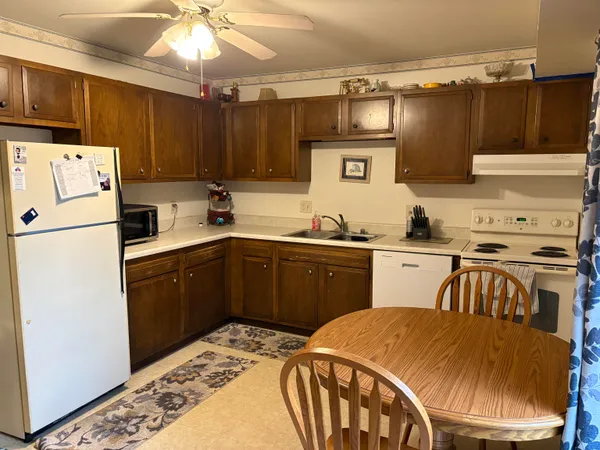 $395,000 | 417-419 Simonson Street, Cambridge, WI 53523