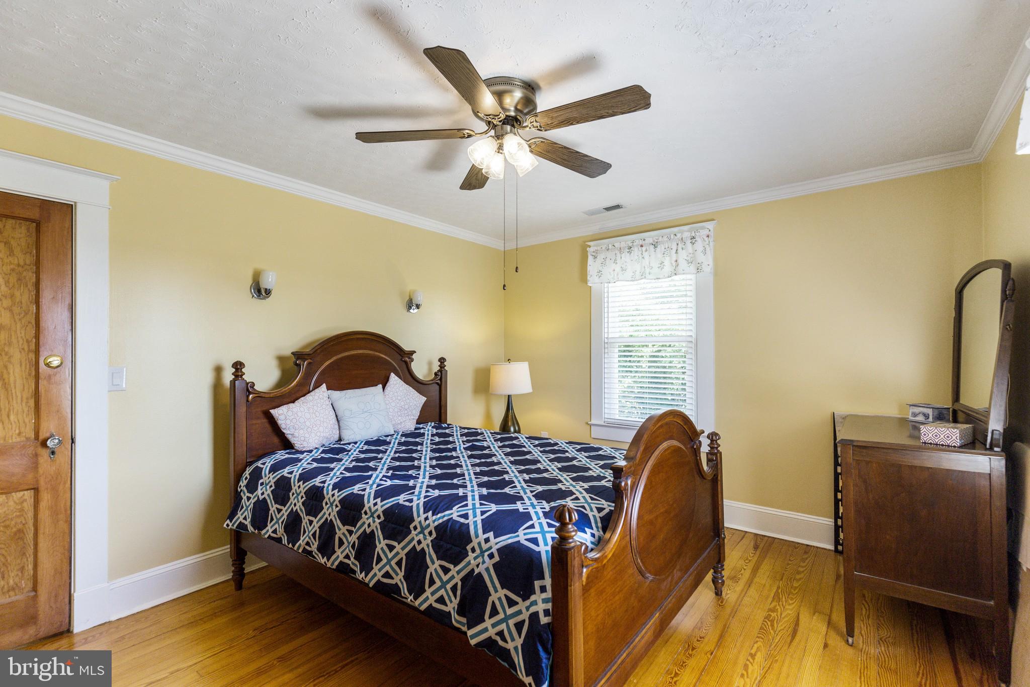 14236 Solomons Island Road South Solomons, MD 20688 - Photo 23 of 40 Third Bedroom