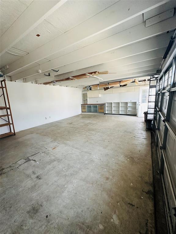 5114 Alcott Street Dallas, TX 75206 - Photo 19 of 24 Interior of garage