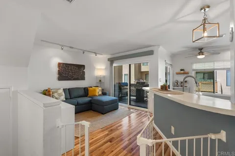 $749,888 | 9230 Lake Murray Boulevard, Unit F, San Diego, CA 92119