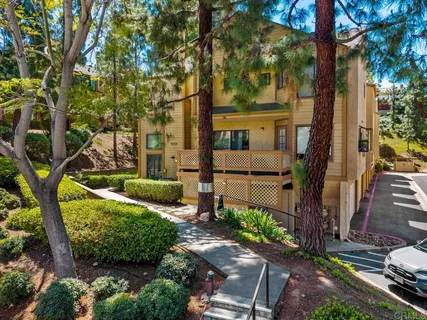$749,888 | 9230 Lake Murray Boulevard, Unit F, San Diego, CA 92119