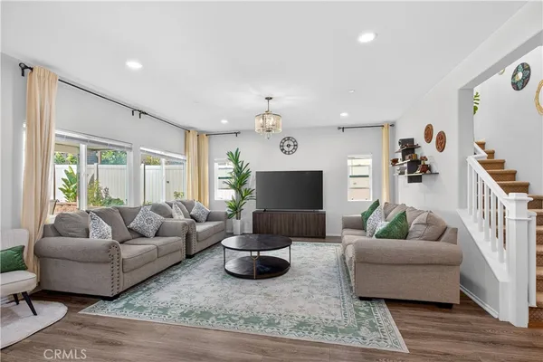 $899,999 | 364 Misaki Way, Fallbrook, CA 92028
