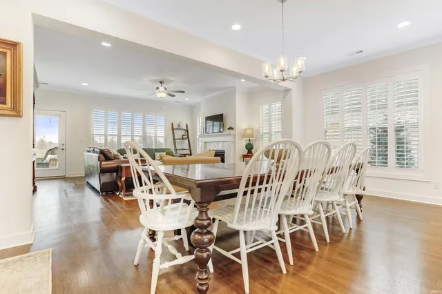 $599,900 | 5498 Abbe Wood Drive, Newburgh, IN 47630