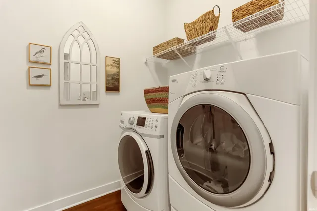 $599,900 | 5498 Abbe Wood Drive, Newburgh, IN 47630