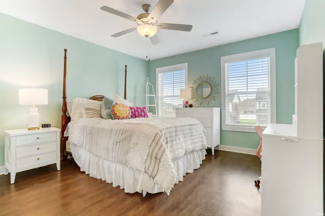 $599,900 | 5498 Abbe Wood Drive, Newburgh, IN 47630