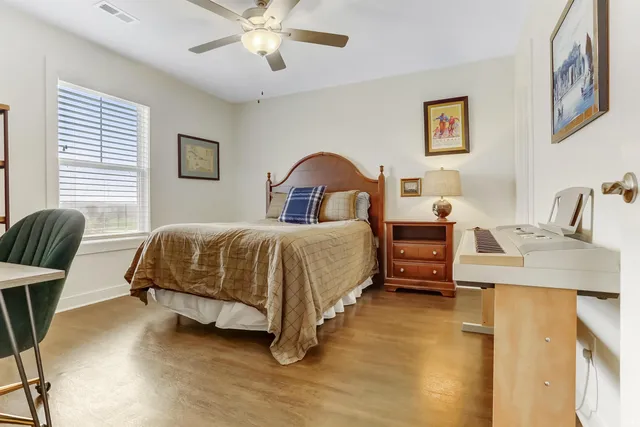 $599,900 | 5498 Abbe Wood Drive, Newburgh, IN 47630